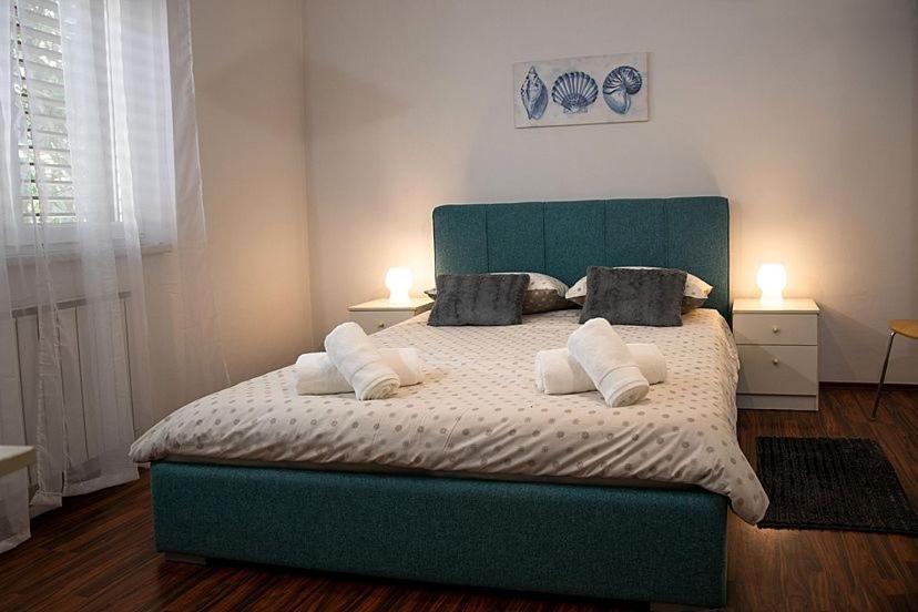 Apartment Orbanic ロヴィニ エクステリア 写真